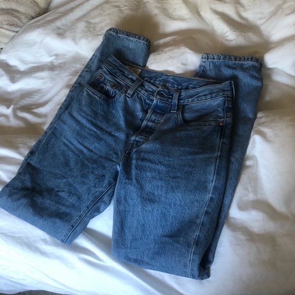 Levi’s 501 Original Fit Straight Leg - Picture 3 of 4